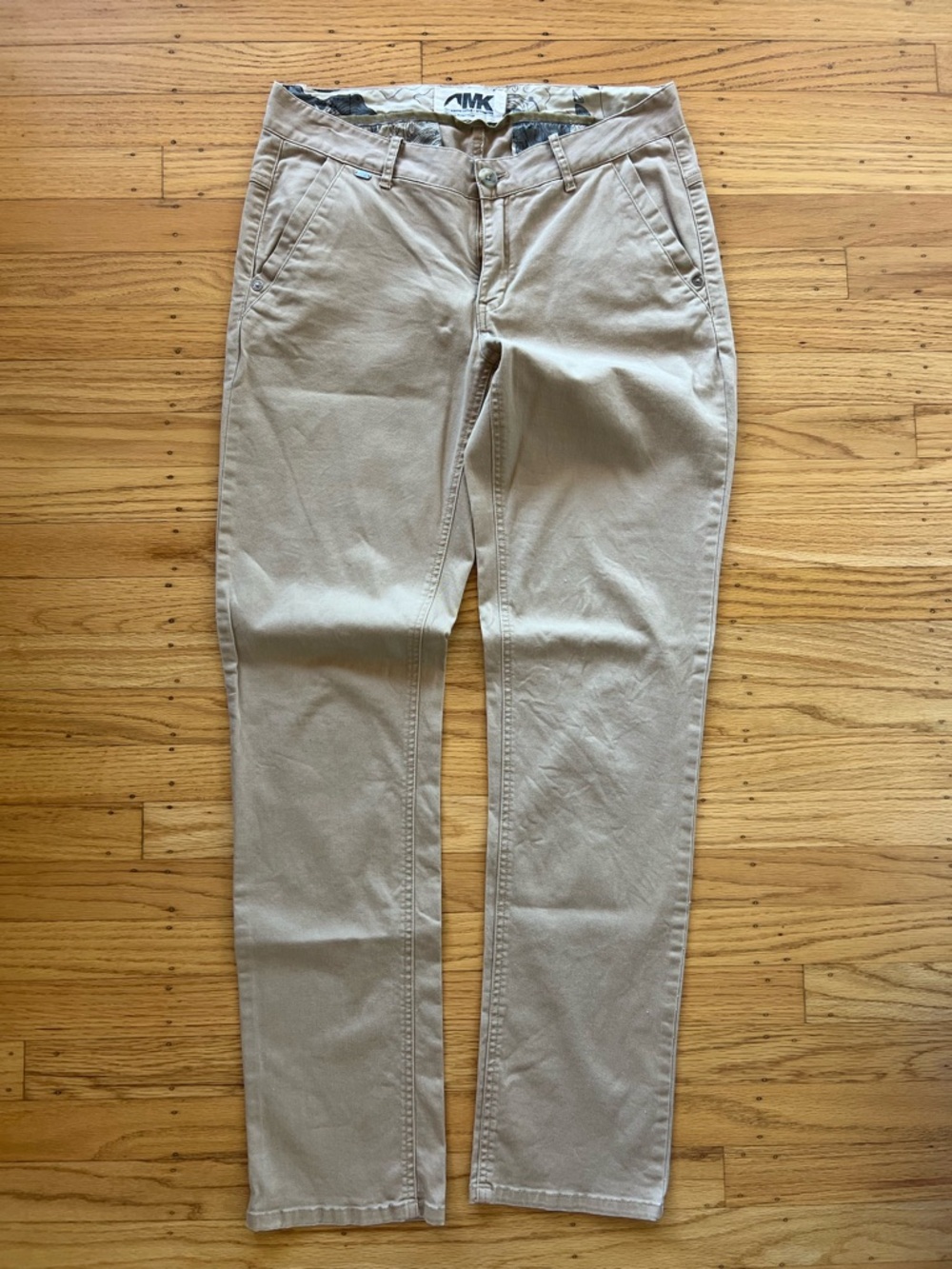 Mountain Khakis Beige Women’s pants Size 6-R